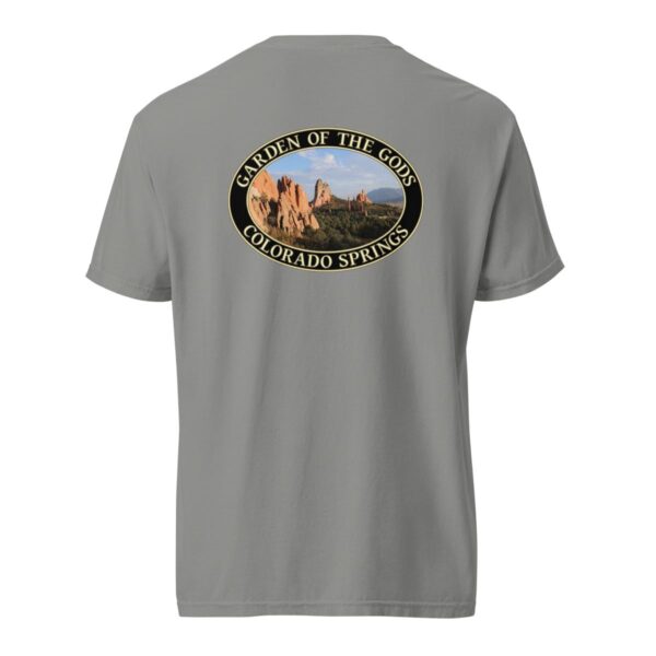 Grey Comfort Colors 1717 heavyweight T-shirt featuring a Garden of the Gods graphic in Colorado Springs with red rock formations and a blue sky in an oval design.