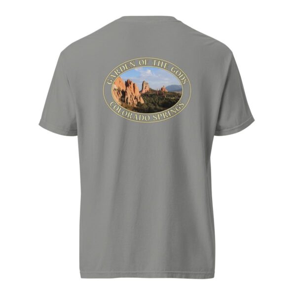 Grey Comfort Colors 1717 heavyweight T-shirt featuring a Garden of the Gods graphic in Colorado Springs with red rock formations and a blue sky in an oval design.