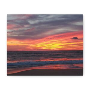 Outer Banks Sunrise Over the Atlantic Ocean – Kitty Hawk, North Carolina Coastal Seascape Wrapped Canvas Wall Art