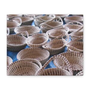 Sweetgrass Baskets at Charleston Market – Gullah Geechee Heritage Basketry – Wrapped Canvas Wall Art of South Carolina’s Handcrafted Tradition