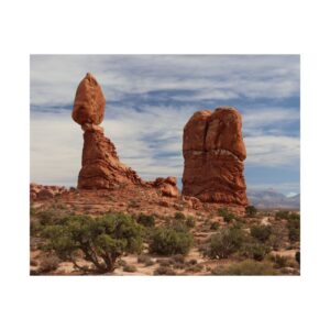 Balanced Rock at Arches National Park, Utah – Fine Art Photography Print on 300gsm Paper, Southwest Desert Landscape Wall Décor for National Park Enthusiasts and Nature Lovers